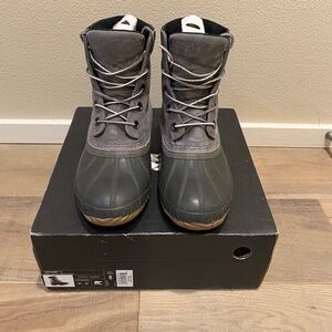 Sorel - Men's Cheyanne II Lace Duck Boot Size 8
